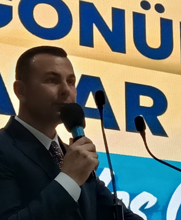 4ddf9c99-6df1-428f-aab7-4bae34812541