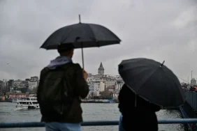 2025-12-07-istanbul-yagis-aa-2